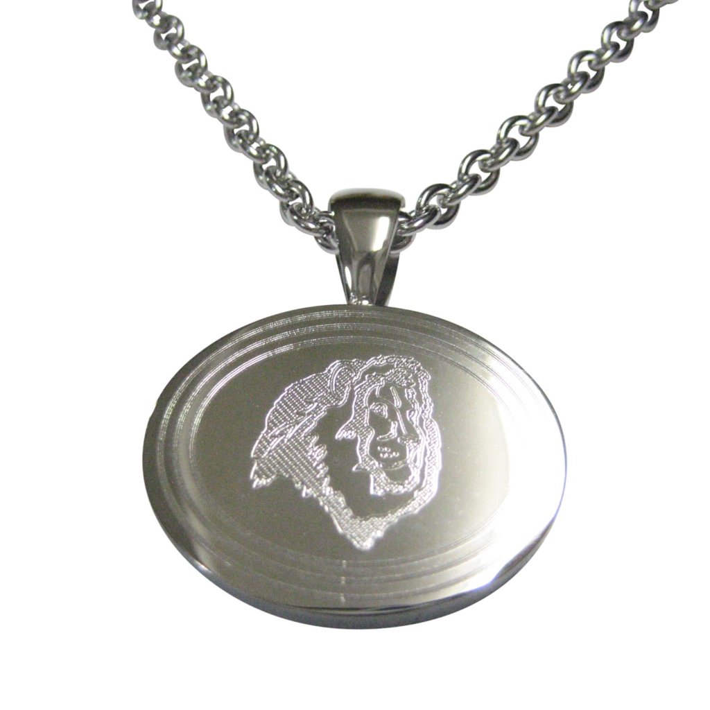 Oval Side Facing Lion Head Pendant Necklace